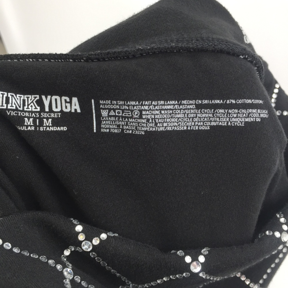Like New Pink yoga crop pant - Picture 3 of 3